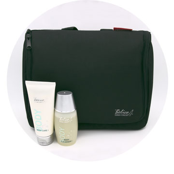 Kosmetiktasche mit Body Care I + Body Cleanser I